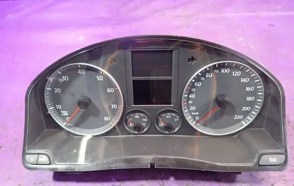 Volkswagen Golf IV Speedometer (instrument cluster) 1K0920851F