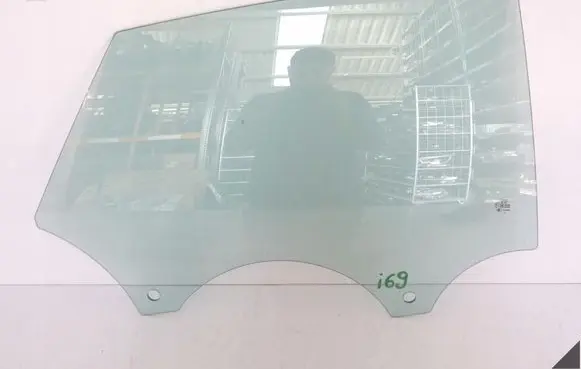 Audi A7 S7 4G Sliding door window/glass 4G8845206A