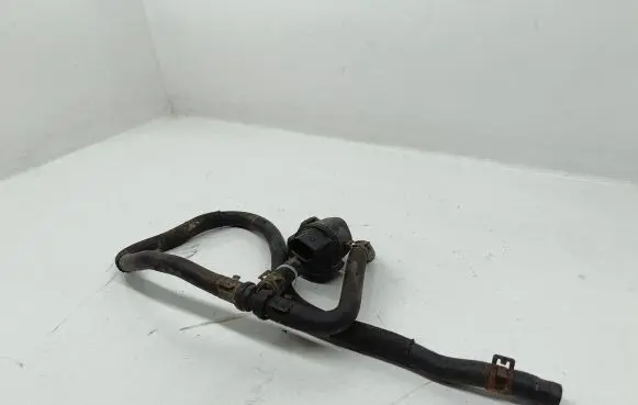 Audi A4 S4 B5 8D Valve vacuum 058133459