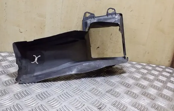 Audi A6 S6 C6 4F Intercooler air channel guide 4F0145333B