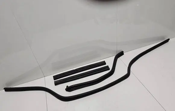 BMW Z3 E36 Engine compartment rubber 8398533 8398531