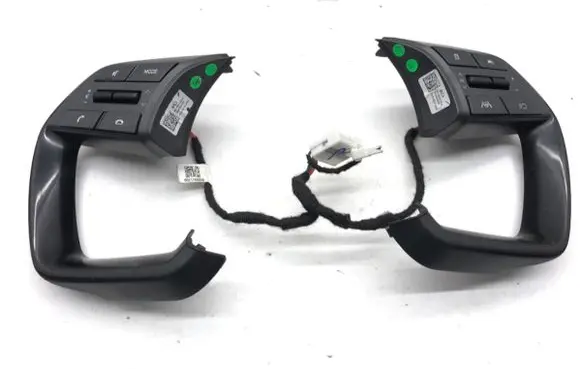 Hyundai i20 (BC3 BI3) Steering wheel buttons/switches 96710T7020