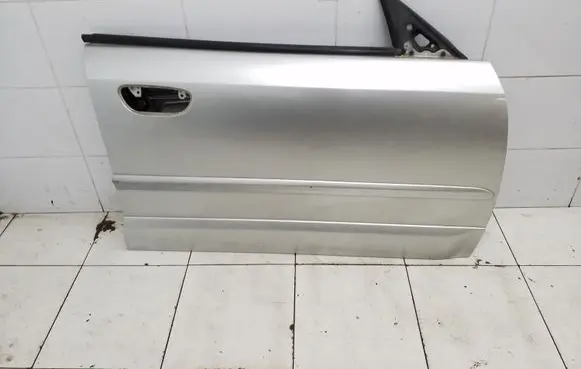 Subaru Outback Front door