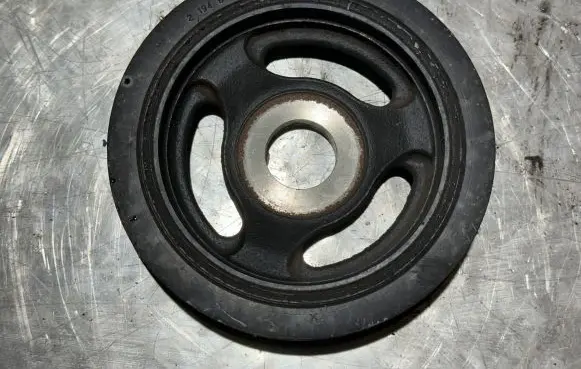 Citroen DS4 Crankshaft pulley 9654961080