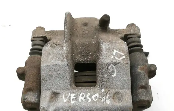 Toyota Verso-S Rear brake caliper