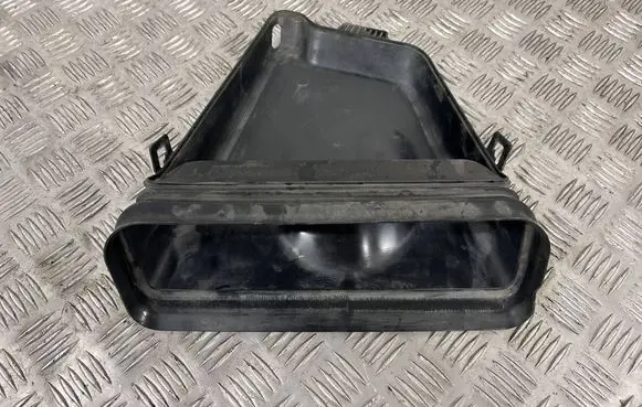 Tesla Model 3 Air intake duct part 109216200A