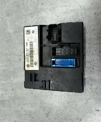 Audi A6 S6 C6 4F Comfort/convenience module 4F0907289F