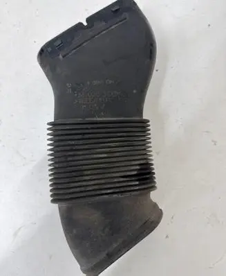 Mercedes-Benz E W211 Air intake duct part A6110940487 9880253050