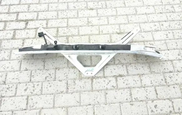 Audi Q7 4M Radiator mount bracket 4m0806391c 16011 S7091K0