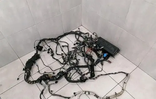 Land Rover Range Rover L405 Front door wiring loom/harness boot