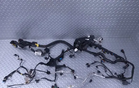 Land Rover Defender Engine installation wiring loom K6D312A690 K6D39C062