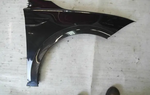Volkswagen Polo VI Fender 2G0821155D
