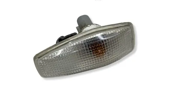 Hyundai Tucson JM Front fender indicator light A045048