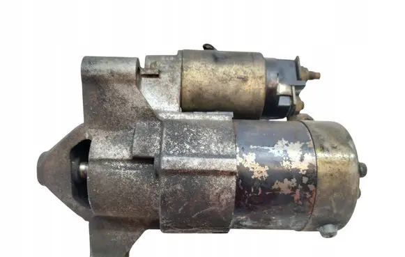 Citroen Xsara Picasso Starter motor M000T82081