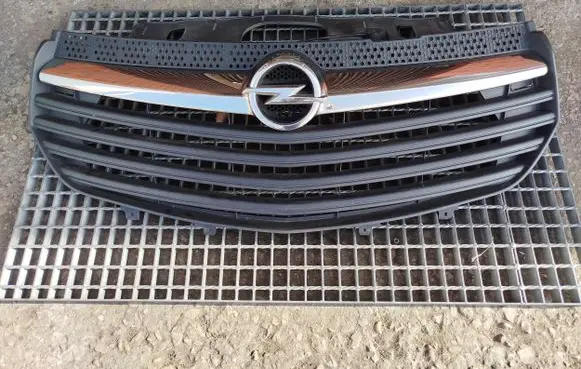 Opel Vivaro Front bumper upper radiator grill 214B37781R 93452299 23040900