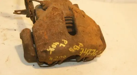 Volkswagen PASSAT B5 Front brake caliper 8E0615123A
