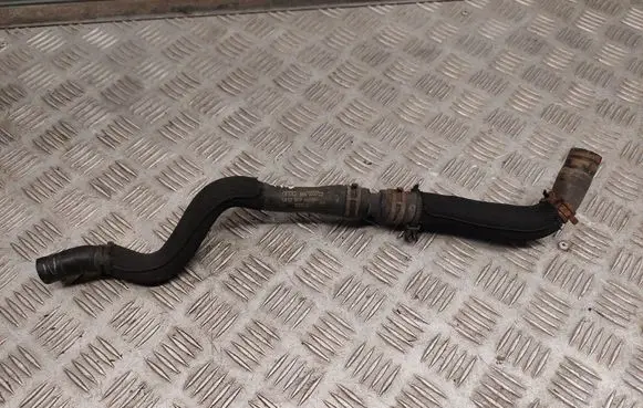 Audi Q7 4L Engine coolant pipe/hose 7L8121051F