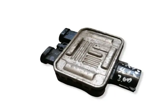 Volvo S60 Coolant fan relay 940011200