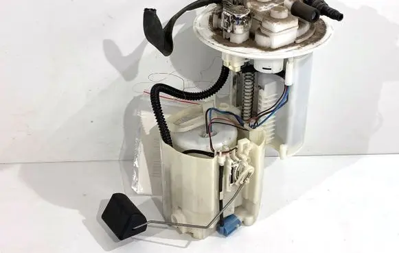 Toyota Auris 150 In-tank fuel pump 