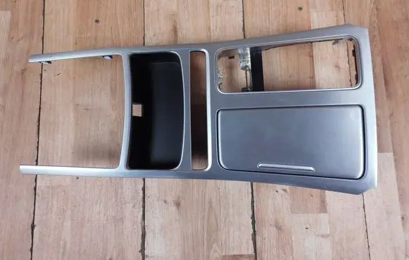 KIA Stinger Center console decorative trim 84604J5LZ0CLA B4701505530 84670J5000