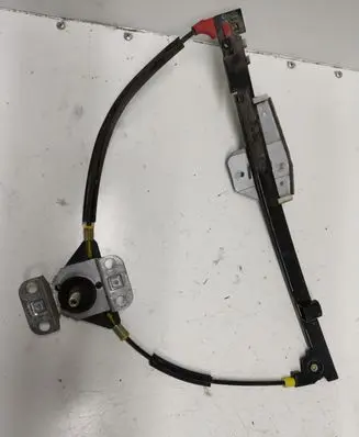 Rear door manual window regulator
