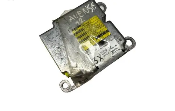 Toyota Avensis T270 Airbag control unit/module 8917005311 227631103