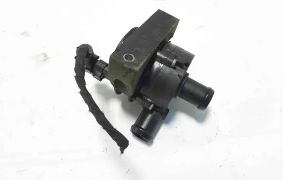 Skoda Octavia Mk3 (5E) Electric auxiliary coolant/water pump 5G0965567A