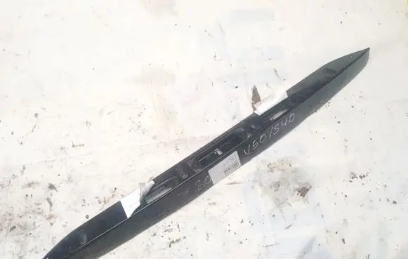 Volvo S40 Trunk door license plate light bar 