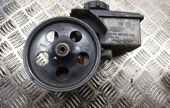 Ford Mondeo Mk III Power steering pump 1S7C3R700AD D2L4A SA733AC