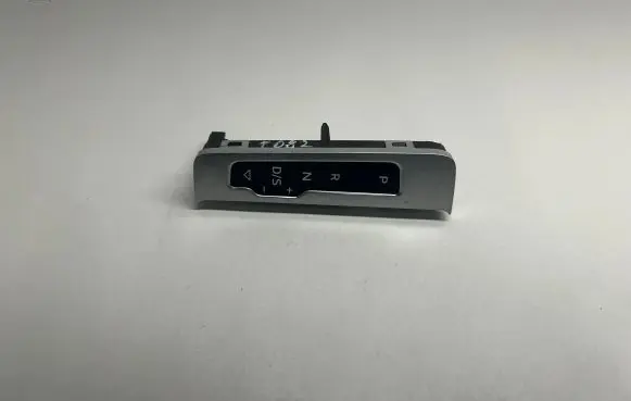 Audi A3 S3 8V Gear shift selector indicator 8V1713463B