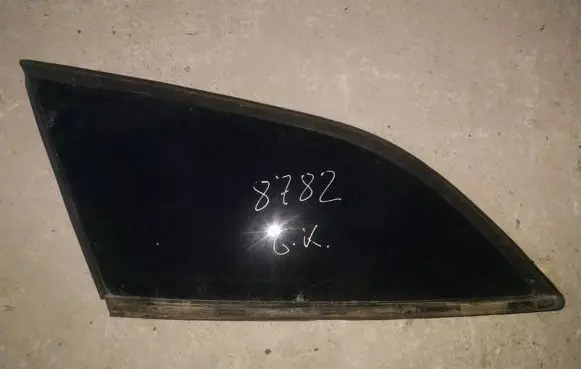 Ford Mondeo MK IV Rear side window
