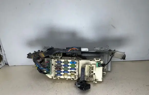 Mazda 323 Fuse box set TWSB456 TWS B456