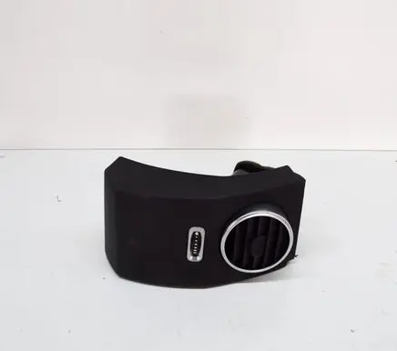 Land Rover Discovery 4 - LR4 Dashboard glove box trim AH22045G10B AH2201454D
