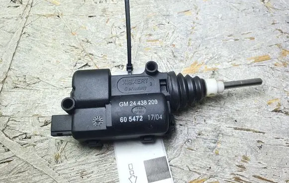Fuel tank cap lock motor