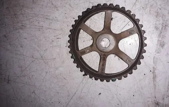 Mitsubishi Space Star Fuel pump gear (pulley) 7700104018D