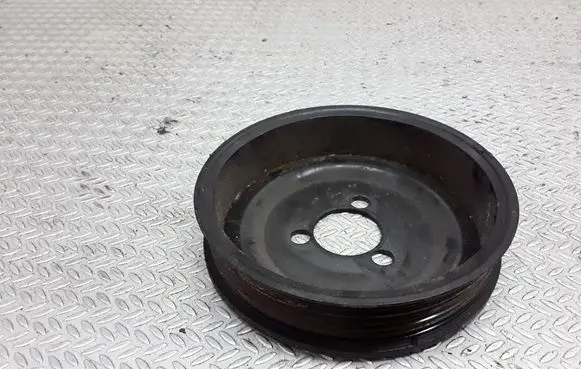 Volkswagen Golf V Water pump pulley 03D121028B