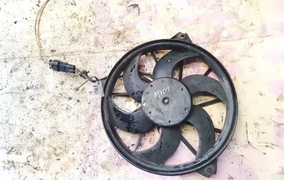 Peugeot 807 Radiator cooling fan shroud