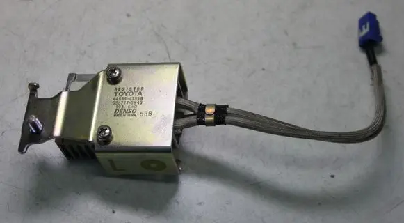 Toyota Prius (XW20) Heater blower motor/fan resistor 4453547050 0567770840
