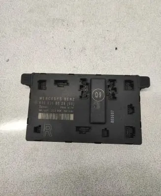 Mercedes-Benz Vito Viano W639 Door control unit/module 6398200326 00006170