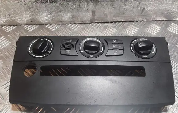 BMW 5 E60 E61 Climate control unit 11419110 69385854801