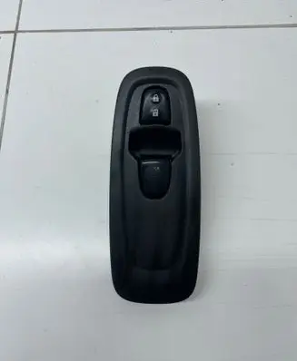 Renault Kadjar Electric window control switch 809616626R