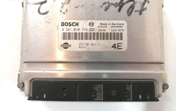 Nissan Almera Tino Engine control unit/module 0281010718 237104U111