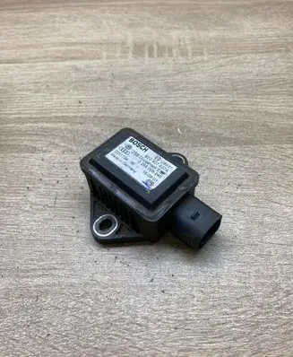 Audi A4 S4 B6 8E 8H ESP acceleration yaw rate sensor 8E0907637A 0265005245