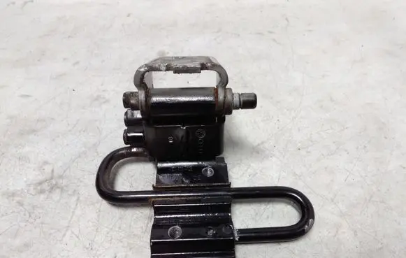 Audi A8 S8 D3 4E Rear door lower hinge 4E0833412E