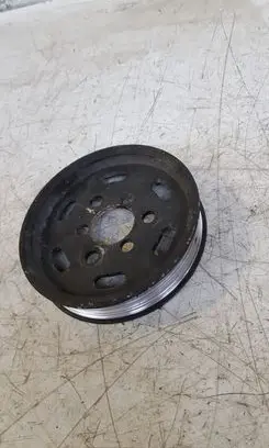 Audi A4 S4 B7 8E 8H Power steering pump pulley 