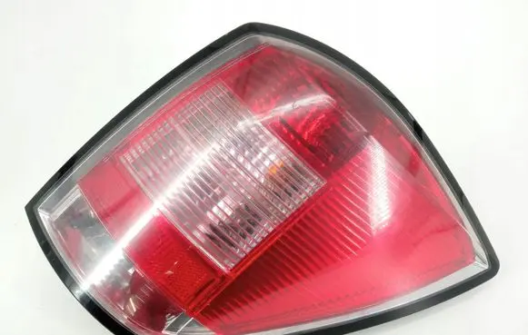 Opel Astra H Rear/tail lights 13223674