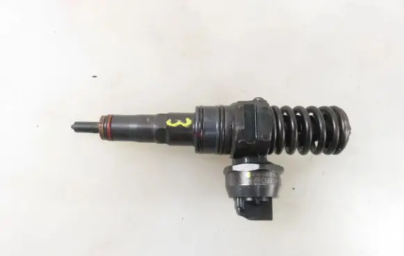 Audi A3 S3 8L Fuel injector 0414720213 038130073AQ