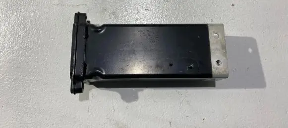 Audi A8 S8 D4 4H Other engine bay part 4H0805129B