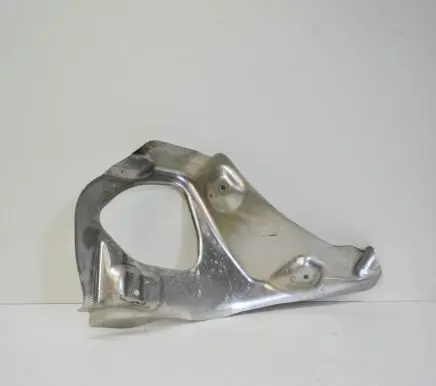 BMW 5 F10 F11 Heat shield in engine bay 6780418
