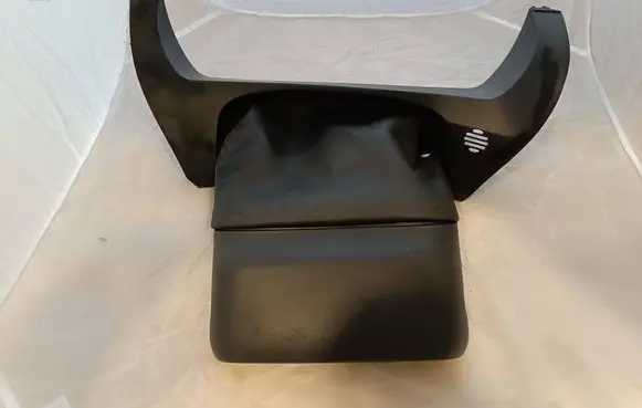 Steering wheel column trim